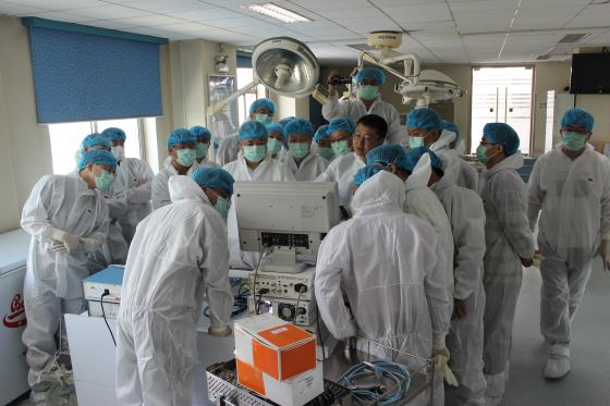 肩關節(jie)鏡培訓現(xian)場(chang).JPG 肩關節(jie)鏡培訓現(xian)場(chang).JPG